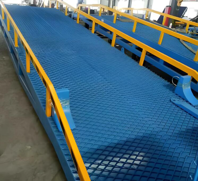 绥芬河移动式液压登车桥